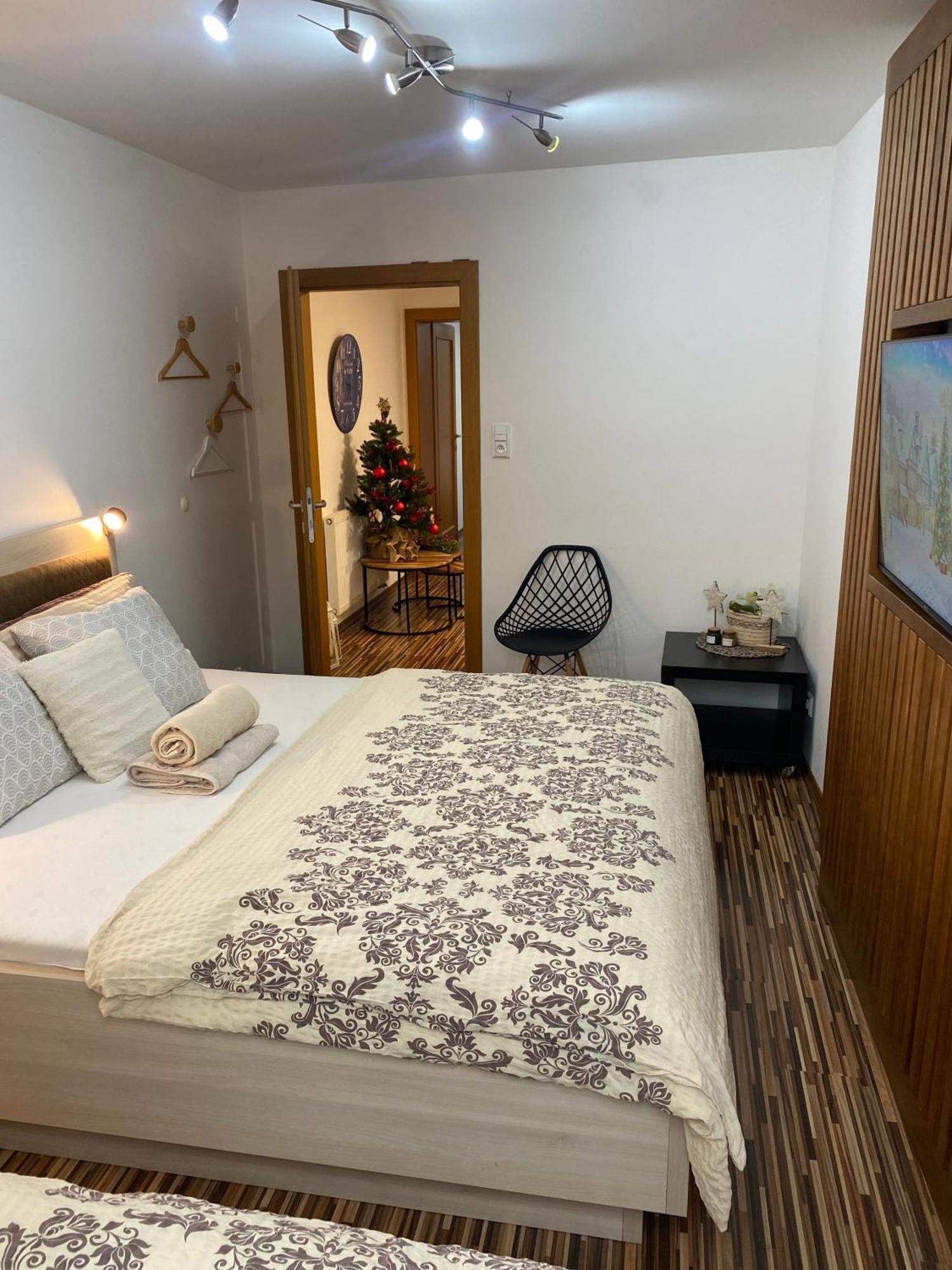 Apartamento Dům u lázní Federer Třeboň Habitación foto